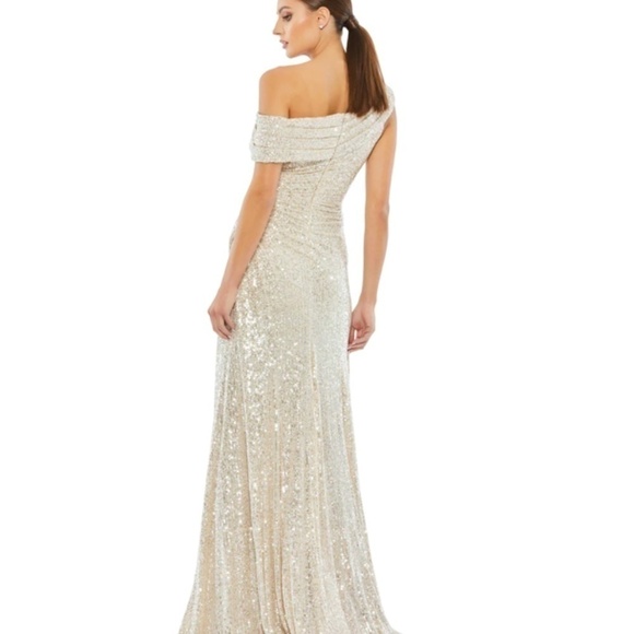 MAC DUGGAL Sexy Off the Shoulder Formal Wedding Guest Prom Cocktail Gown•size 2 - Picture 2 of 3